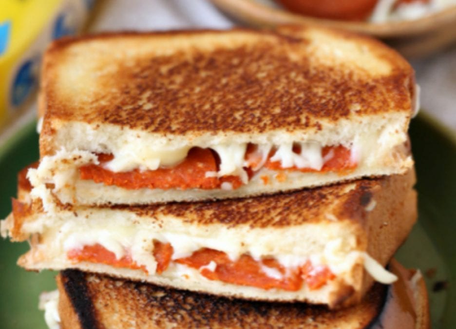 pizza grilled cheese