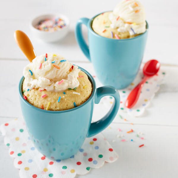birthday party mug cake