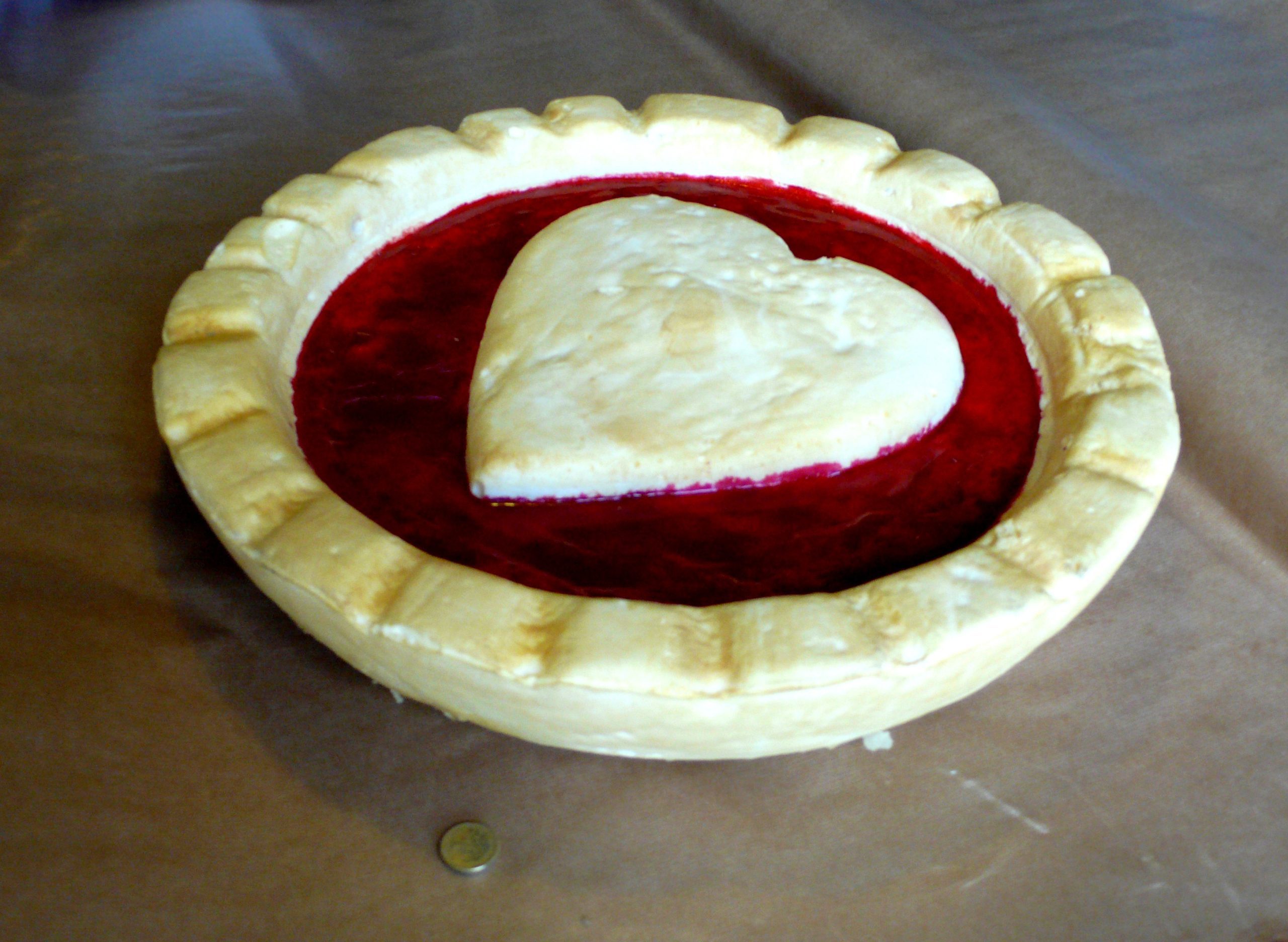 jam tarts with pastry heart